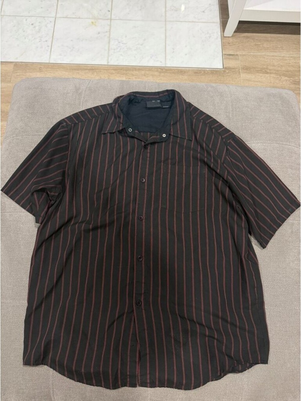 Hurley Mens XL Black Red Striped Short Sleeve Button y2k
